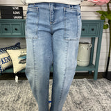 Risen Boyfriend Ankle Jeans with Patch Pockets