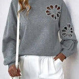 Open Flower Design with Pearls Sweatshirt