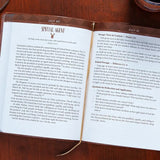 Daily Strength For Men (Daily Devotional)
