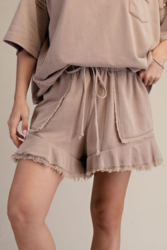 Ruffled Bottom Washed Short Pants