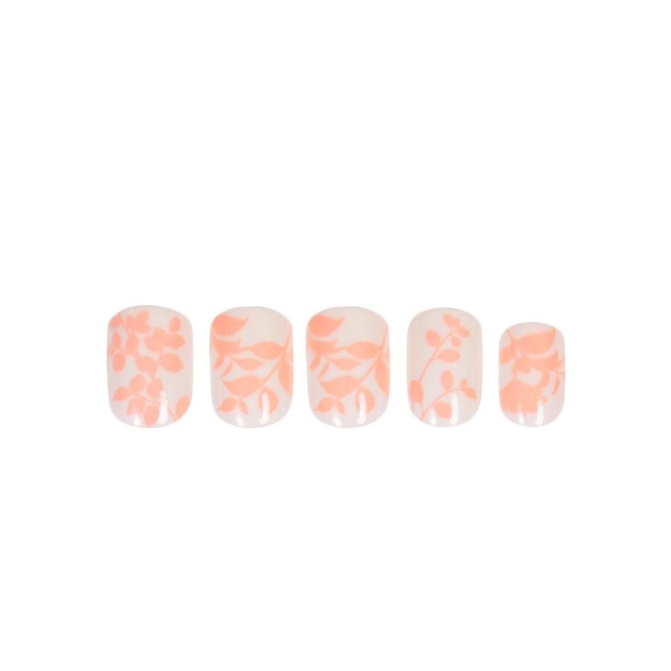 Red Aspen Nail Dashes - Short